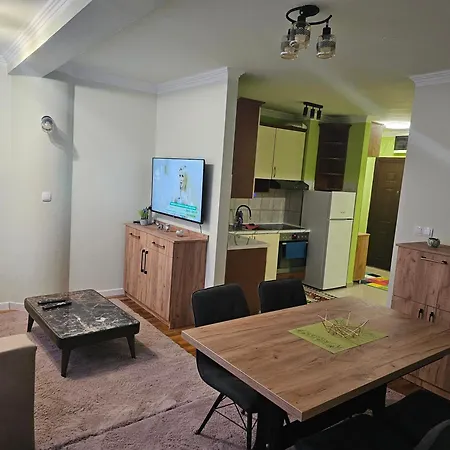 Rb, Free Wi-fi,klima,2 Spavace Sobe *