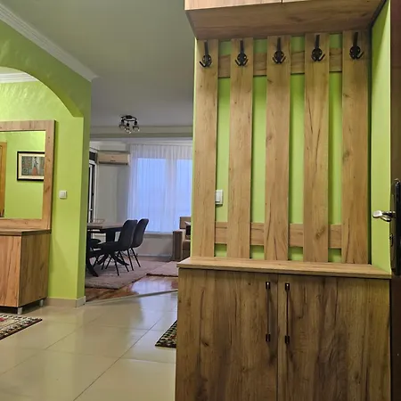 Apartment Rb, Free Wi-fi,klima,2 Spavace Sobe *